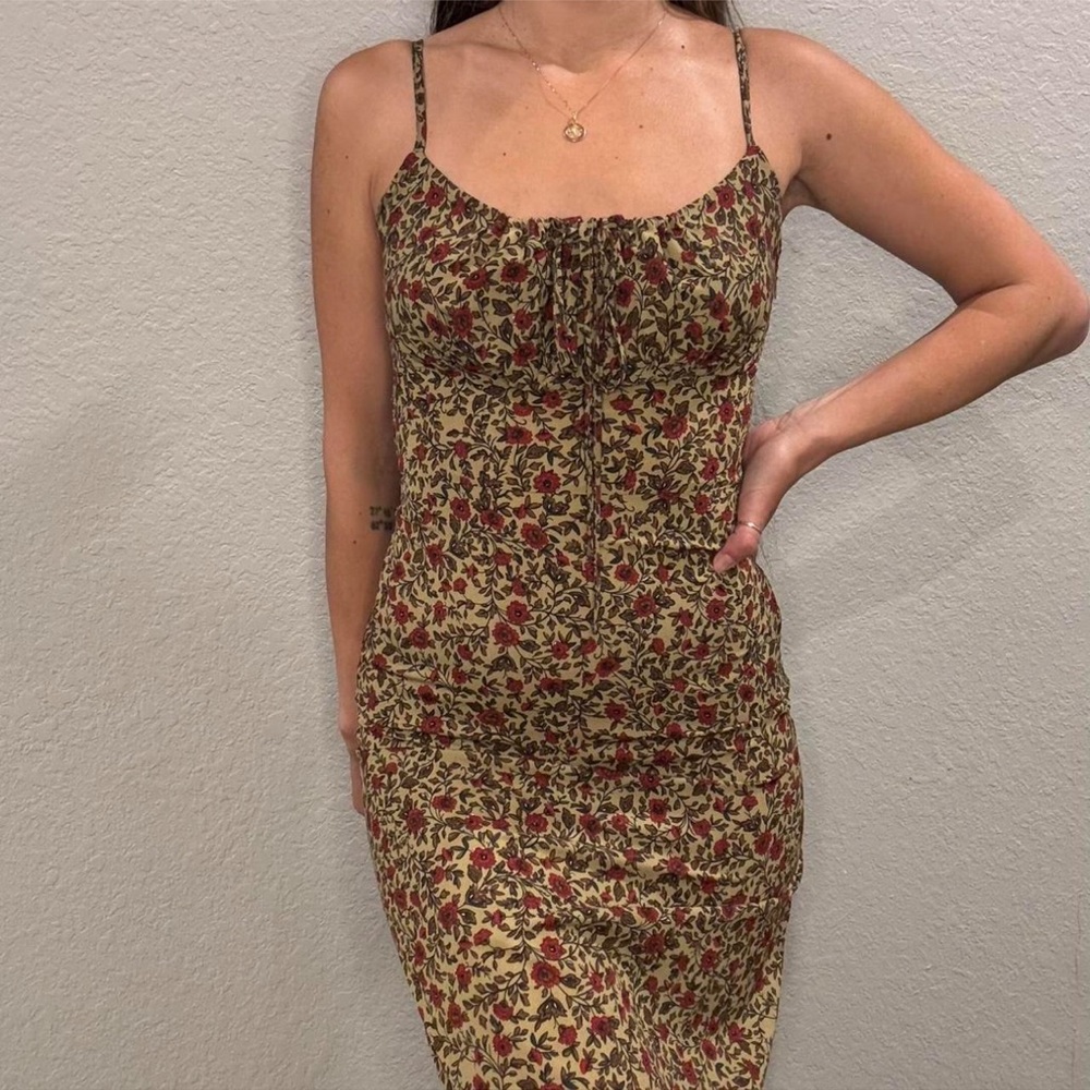 Floral midi dress 🥀